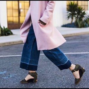 SOREL Joanie Sandals 2 Wedges